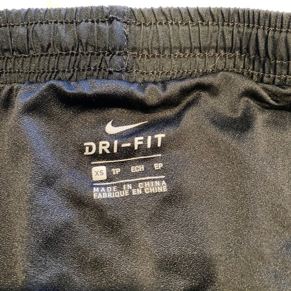 Nike run shorts - Picture 4 of 4